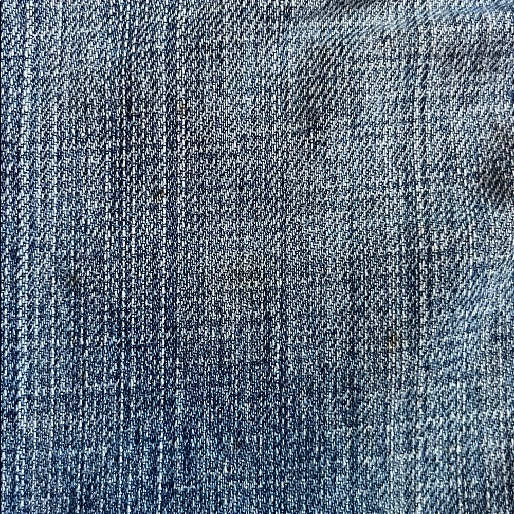 Levi’s 505 jeans straight leg light wash broken in 30 x 32 classic denim